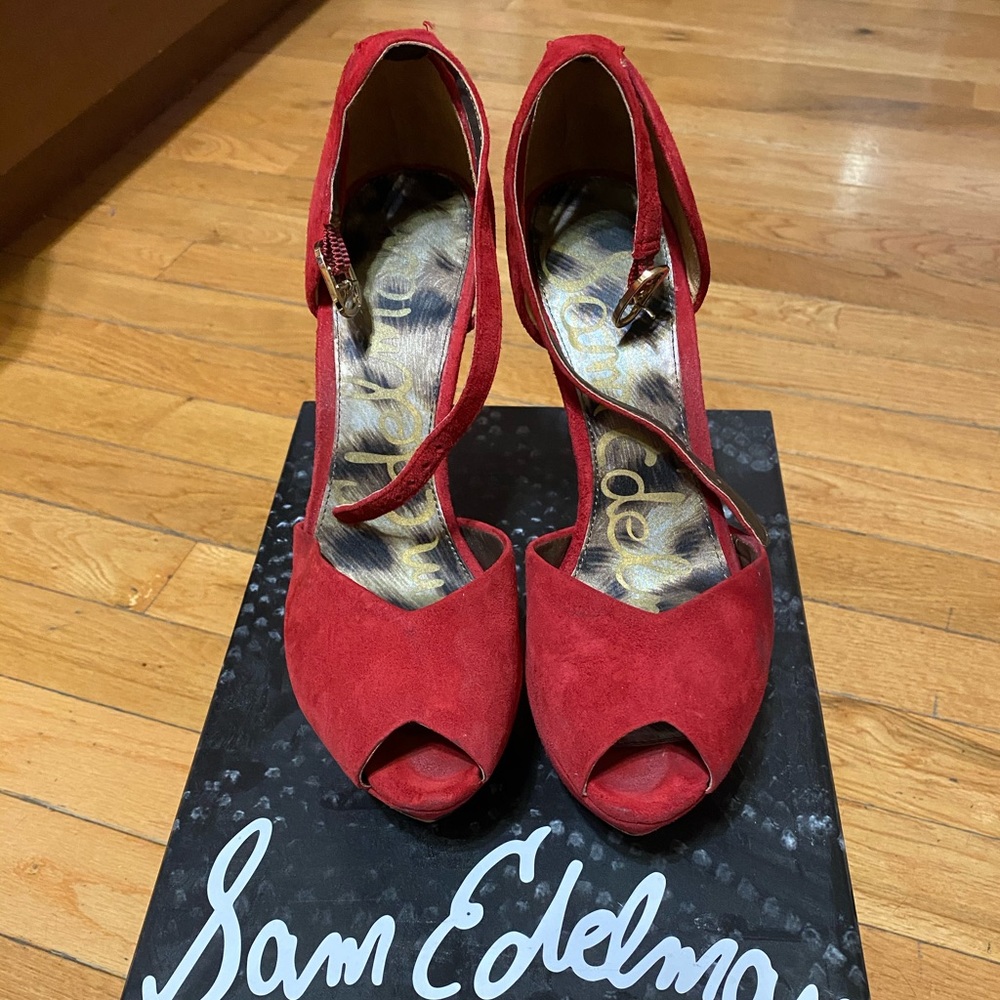 Sam Edelman Marina Ruby Red size 6